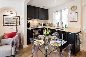 Host Stay Voyagers View