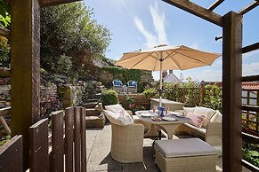 Host Stay Voyagers View