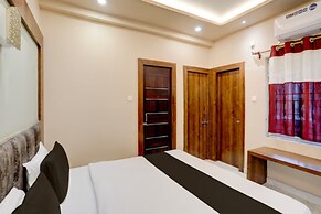 Goroomgo Ruby House Puri