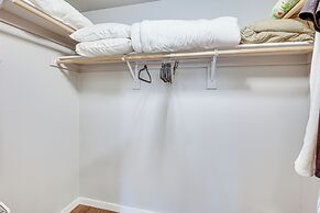 Rapid City Duplex: 26 Mi to Mount Rushmore!