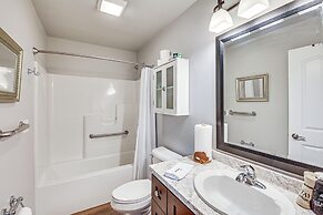 Rapid City Duplex: 26 Mi to Mount Rushmore!