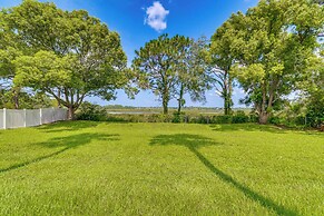 Weeki Lake Home w/ Heated & Cooled Pool, By Disney