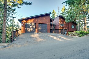 South Lake Tahoe Home w/ Game Rooms, Decks & Sauna