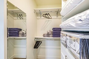 1 Mi to Lake: Upscale Condo in Whitefish Resort