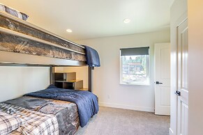 1 Mi to Lake: Upscale Condo in Whitefish Resort