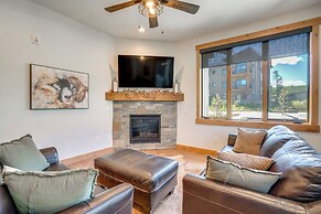 Modern Elk Creek Condo w/ Hot Tub & Heated Floors