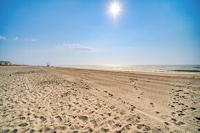 Bright Brigantine Townhome: Steps to Beach Access!