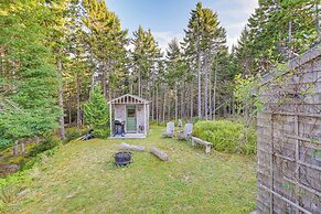 Cozy Acadia Area Cabin, Walk to Beach & Lighthouse