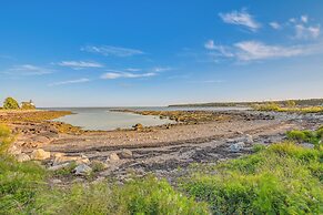 Cozy Acadia Area Cabin, Walk to Beach & Lighthouse