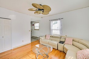 9 Mi to Dtwn Boston: Cozy Malden Apartment