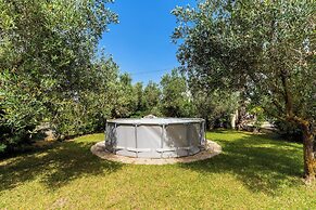 4024 Casina Litta by Barbarhouse