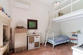 4024 Casina Litta by Barbarhouse