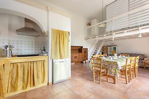 4024 Casina Litta by Barbarhouse