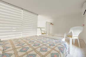 4024 Casina Litta by Barbarhouse