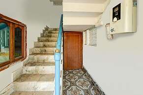 Goroomgo Sakya Inn Puri