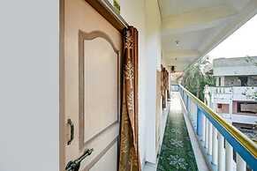 Goroomgo Sakya Inn Puri