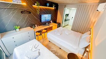 Setai Yacht Premium - By Almare Flats