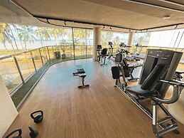 Setai Yacht Premium - By Almare Flats