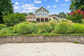Hidden Waterfront Luxury Oasis With 9-acre Pond 5 Bedroom Home by RedA