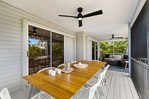Bean Point Bliss 3 Bedroom Home by RedAwning