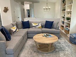 Bean Point Bliss 3 Bedroom Home by RedAwning