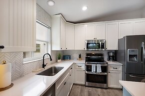 Bean Point Bliss 3 Bedroom Home by RedAwning