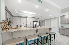 Phoenix Gulf Towers 2207-1 1 Bedroom Condo