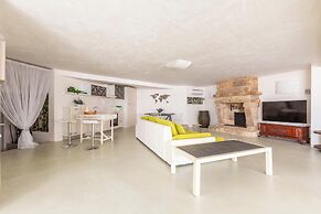 4123 Dimora Giove by Barbarhouse