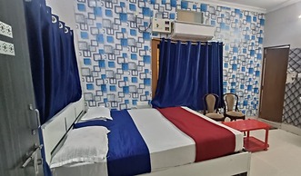 Goroomgo Hotel Siya Puri