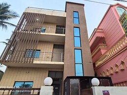 Goroomgo Hotel Siya Puri