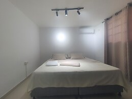 Casa Esther Apartaestudios