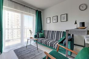 Albatross Tower by Grand Apartments