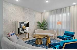 NEW Home 8 Bedrooms At Bella Vida Resort