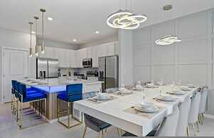 New Home 8 Bedrooms At Bella Vida