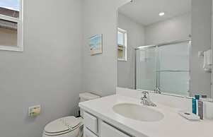 New Home 8 Bedrooms At Bella Vida