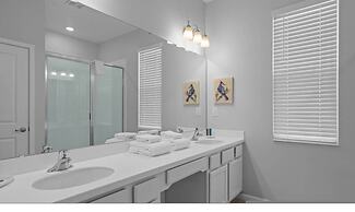 New Home 8 Bedrooms At Bella Vida