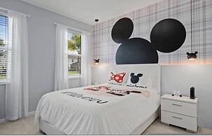 New Home 8 Bedrooms At Bella Vida