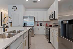 Brand New Home 8 Bedrooms At Bella Vida