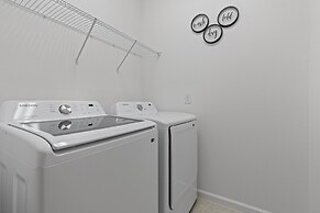 Brand New Home 8 Bedrooms At Bella Vida