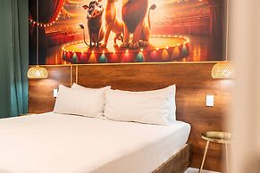 Brand New Home 8 Bedrooms At Bella Vida