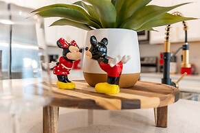 Brand New Home 8 Bedrooms At Bella Vida