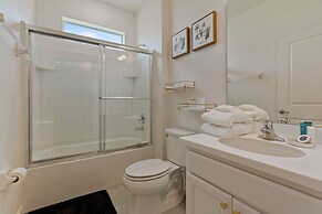 Brand New Home 8 Bedrooms At Bella Vida