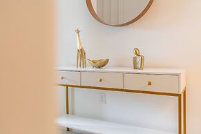 Brand New Home 8 Bedrooms At Bella Vida