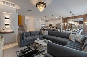 Brand New Home 8 Bedrooms At Bella Vida