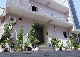 Sia Taj Hotel nearest Taj Mahal Agra