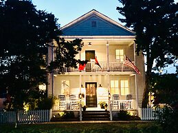 Inn on Turner