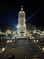 S & E condo with Panoramic view