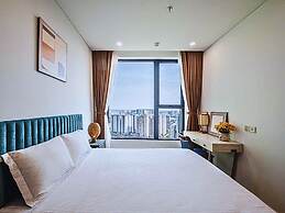 The Lumiere Luxury Citypoint ANGIA