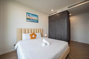 The Lumiere Luxury Citypoint ANGIA