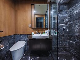 The Lumiere Luxury Citypoint ANGIA